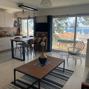 https://port-bandol-t3-dans-residence-calme-parking-prive.fr-provencehotel.com